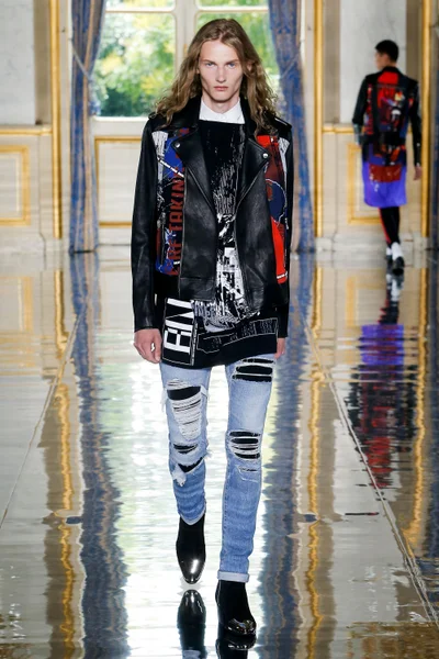 Look 61